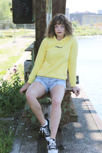 Lade das Bild in den Galerie-Viewer, Hoodie femme "Foda-se" Yellow