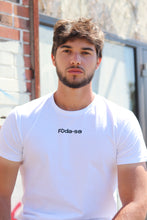 Charger l'image dans la galerie, T-shirt homme ou mixte "Foda-se" Blanc